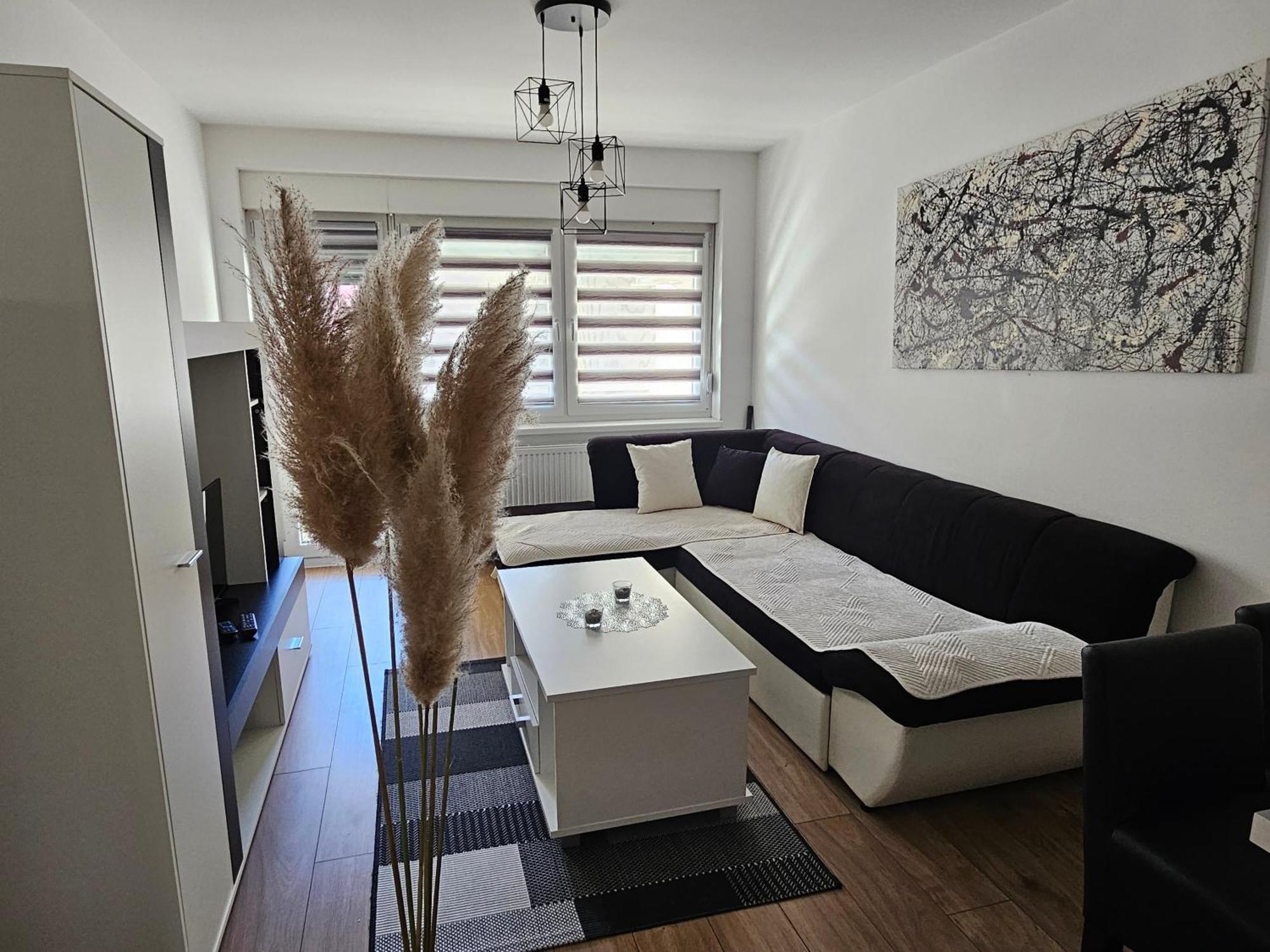 Stan Na Dan Mici Apartment Brcko Exterior photo